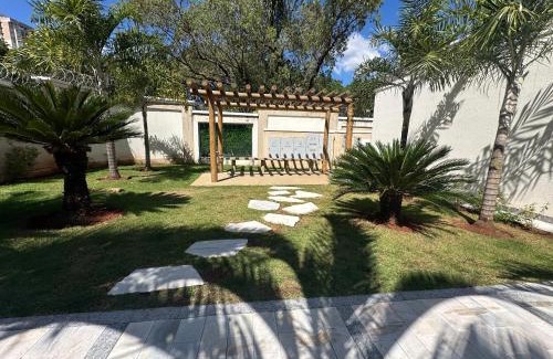 Patrimonio Apartment | Flats Praia Uberlandia - Apt próximo ao Praia Clube - Area de lazer com Portaria 24 horas, piscina, academia, brinquedoteca, churrasqueira e áreas verdes para caminhadas