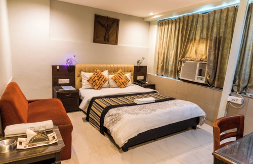 Bhowanipore Hotel | Flavours Inn