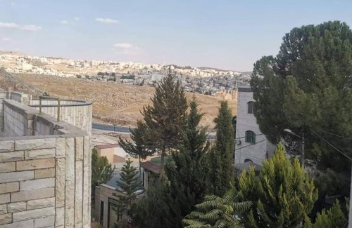 Jerash Apartment | Flawer