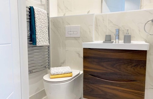 Fleet Apartment | Fleet Heights Apartment Nine