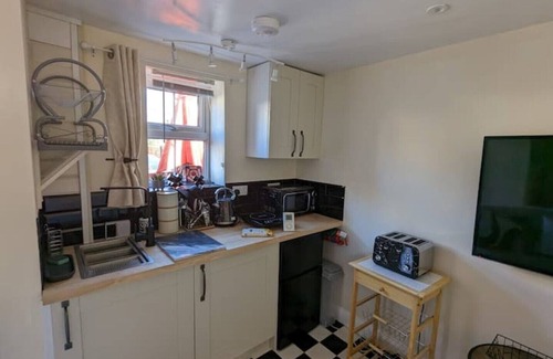 Beverley Cottage | Flemingate Cottage, Beverley, E. Yorkshire. The small cottage with a big welcome