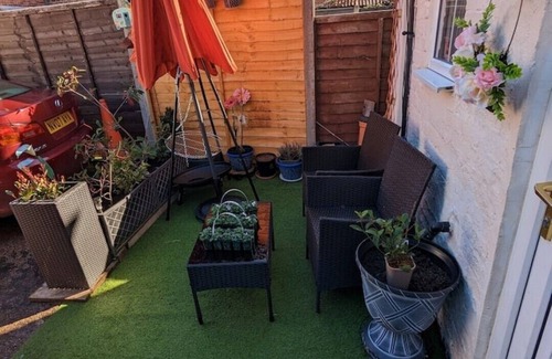 Beverley Cottage | Flemingate Cottage, Beverley, E. Yorkshire. The small cottage with a big welcome