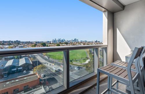 Flemington Apartment | FLEMINGTON - Melbourne City Views