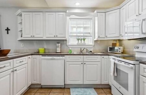 Shoreline Park House | Fleur Da Sea Pet Friendly 2Br 2Ba Waterfront