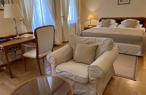 Vinohrady Hotel | Fleur De Lis Hotel