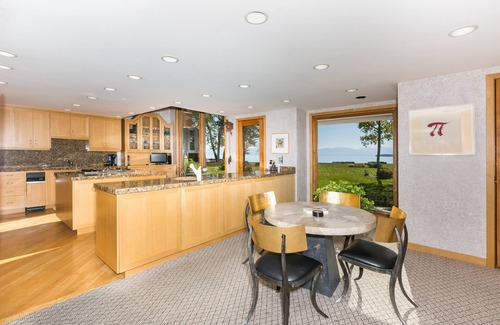 Homewood House | Fleur Du Lac 16 By Tahoe Getaways - Lakefront Monthly Rental with Pool, Tennis, Gym, Boat Slip