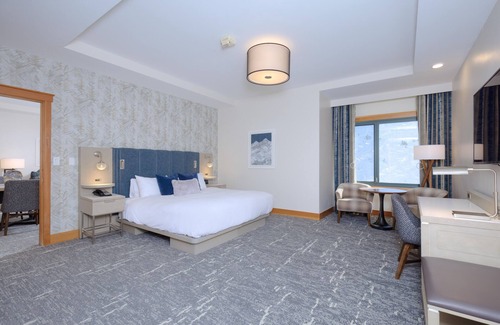Big Sky Hotel | Flex Cancel - Slopeside, Pool, Fitness, Spa, PERFECT Location w/mountain views!