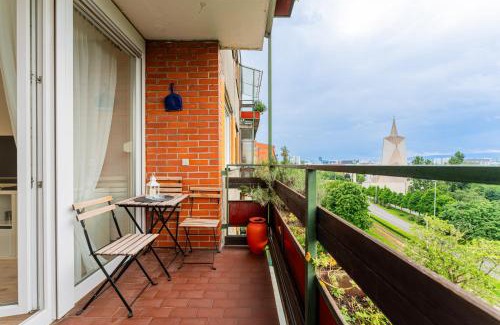 Zagreb Apartment | Flex SelfCheckIns 156 - Zagreb - Bedroom - Loggia