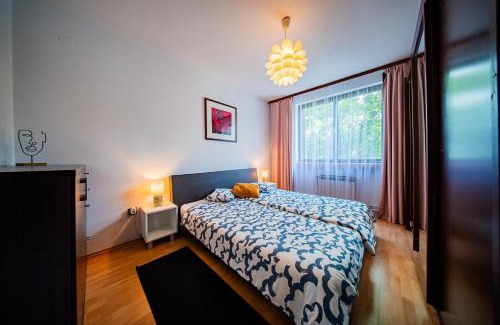 Zagreb Apartment | Flex SelfCheckIns 158 - Zagreb - 2 Bedrooms - Parking - Terrace