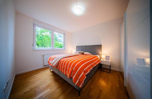 Novi Zagreb Apartment | Flex SelfCheckIns 169 - Zagreb - Loggia - Parking - 2 Bedroom