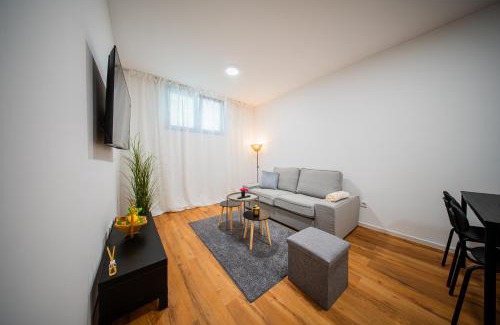 Zagreb Apartment | Flex SelfCheckIns 188 - Zagreb - 2 Bedrooms - Parking - Loggia