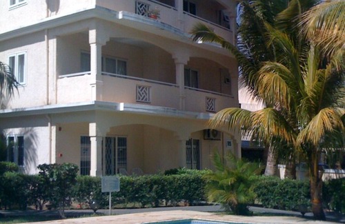 Flic-en-Flac Apartment | Flic En Flac: Apartment/flat - Flic en Flac