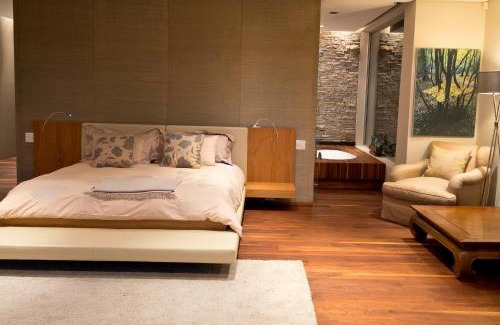 Scott Estate Villa | Flightdeck