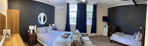 Quorn Hotel | Flinders Ranges Motel - The Mill