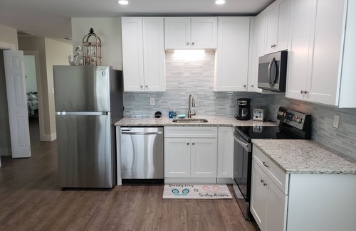 Crescent Beach Apartment | Flip Flop Life , 1 br/1 ba for families up to 3 , short walk to the beach !