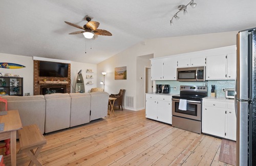 North Myrtle Beach House | Flip Flop Oasis - Private Home - 2 Bedrooms/2 Bathrooms - Cherry Grove Beach