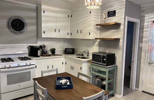 Salisbury Beach Apartment | Flip Flop, Salisbury Beach, Melo's Beach House rentals