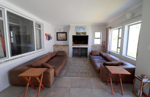 L'Agulhas House | flip flops