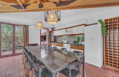 Chacras de Coria House | Fliphaus + Wine Country - Villa 20 pax 9 Bd Pool Jacuzzi + Daily Cleaning