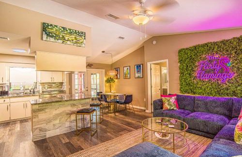Homosassa House | Flirty Flamingo