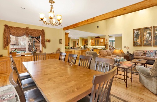 Fawnskin Cabin | Flitterbick Lodge #2246