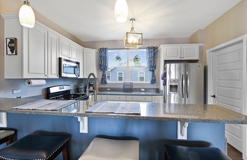 Ottawa House | Float on Inn 2 bedroom