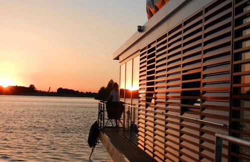 Vynen House | FLOATING 44 Xanten - Pets Allowed - Floating 44 Xanten 04 - Pets allowed