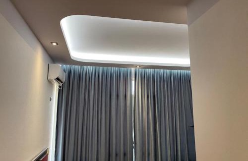 Mbrostar-Urë Hotel | Flogeri world