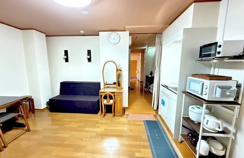 Tokushima Apartment | Floor rental Deluxe family room for up to 10 people With washing machine/Tokushima Tokushima