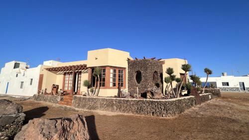 Caleta de Sebo House | Flor de Cactus, La Graciosa