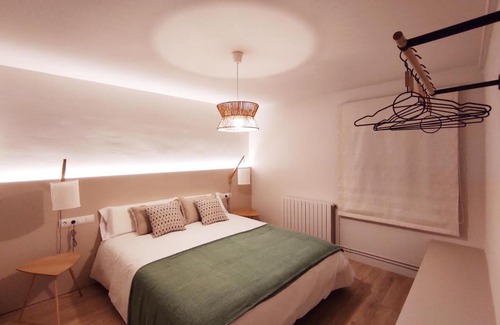 Sant Hilari Sacalm Apartment | FLOR DE LIS