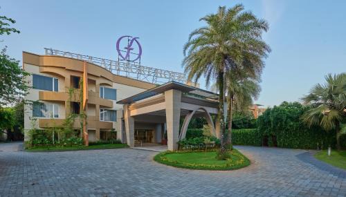 Nedumbassery Hotel | Flora Airport Hotel and Convention Centre Kochi