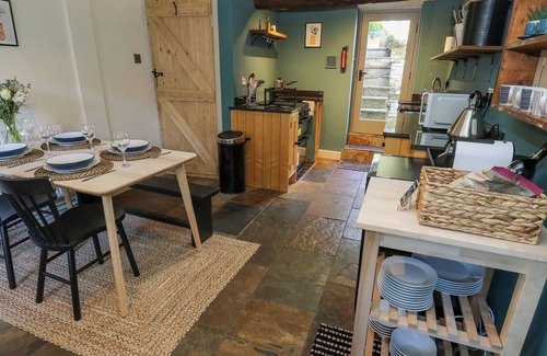 Tideswell Cottage | Flora Cottage