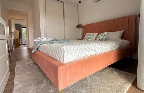 Beijos Apartment | Flora Guest House