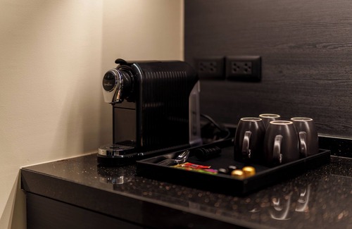 Khlong Toei Nuea Apartment | Floral Court Hotel & Residence Sukhumvit 13