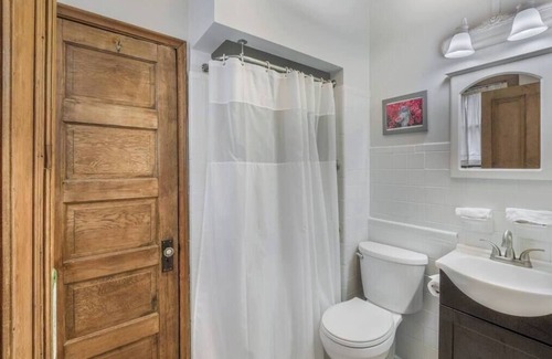 French Quarter Hotel | Floral Fantasy in Historic Guest House