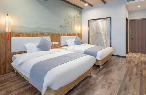 Chizhou Hotel | Floral Hotel Banxia Jiuhuashan Transfer Center