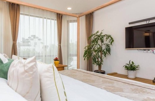 Wuzhong Hotel | Floral Hotel Lynn's Resort Suzhou