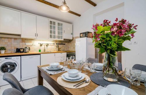 Karlin Apartment | Florenc Apartments Prague 1 by Michal&Friends