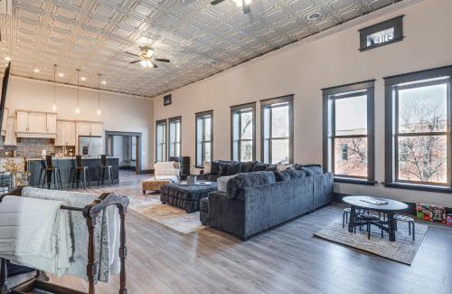 Florence Apartment | Florence Vacation Rental with Rooftop Deck!