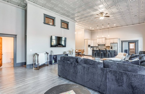 Florence Apartment | Florence Vacation Rental w/Rooftop Deck!