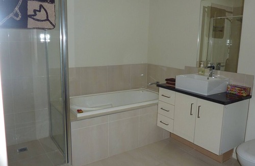 Delahey Villa | Florentine Villas - Your Home away from Home - near Watergardens Town Centre