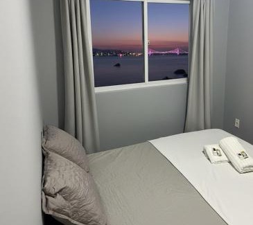 Balneario Apartment | Florianópolis beira mar com vista incrível pro mar