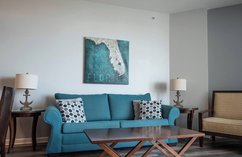 Indian Bayou Condo | Florida Condo w/ Beautiful Views & Happy Vibes!