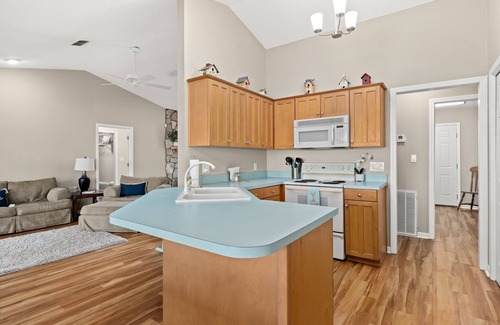 Clarksville House | Florida Lake House on Silver Lake near Panama City Beach, FL & Marianna, FL