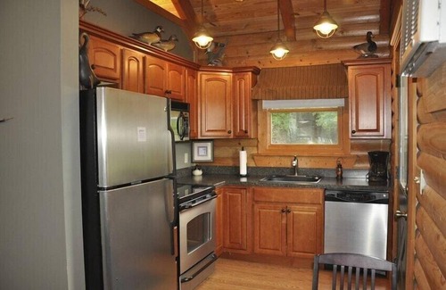 Wellborn Cabin | Florida Log Cabin Lakefront