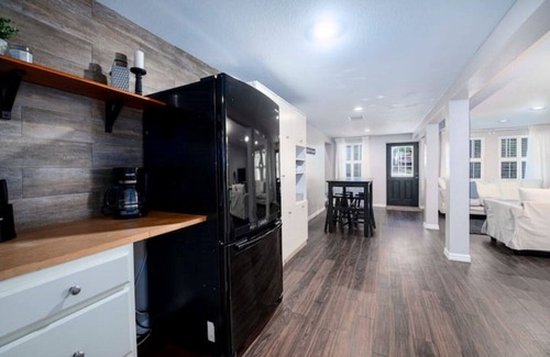 Plant City House | Florida Vacation Magic, Pool, 8BR-5BA