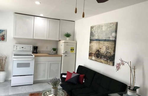 South Gate Ridge Apartment | Floridian/Sarasota Studio near #1 beach in USA