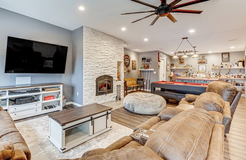 Lake George House | Florissant Home w/Hot Tub, Putting Green & Views!