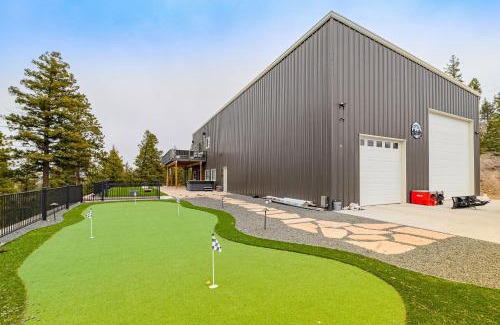 Lake George House | Florissant Home with Hot Tub, Putting Green and Views!